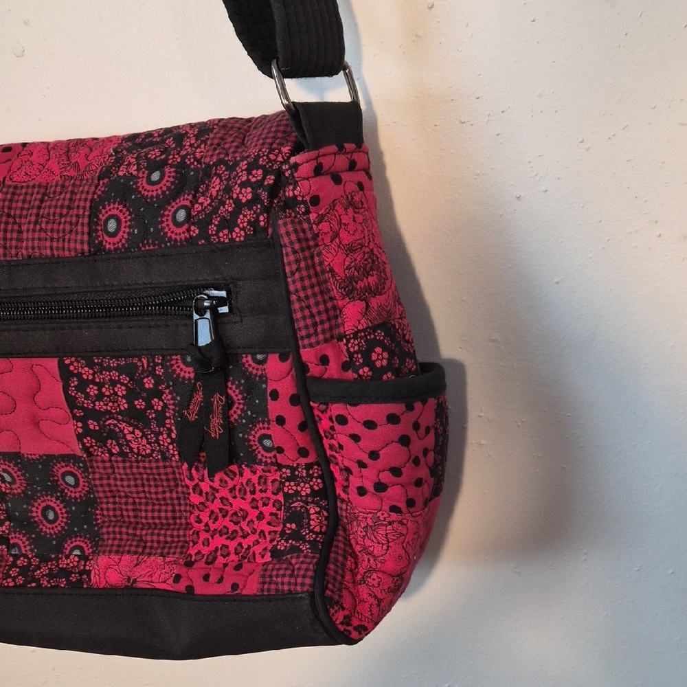 Patchwork Red And Black Shoulder Bag - image 7